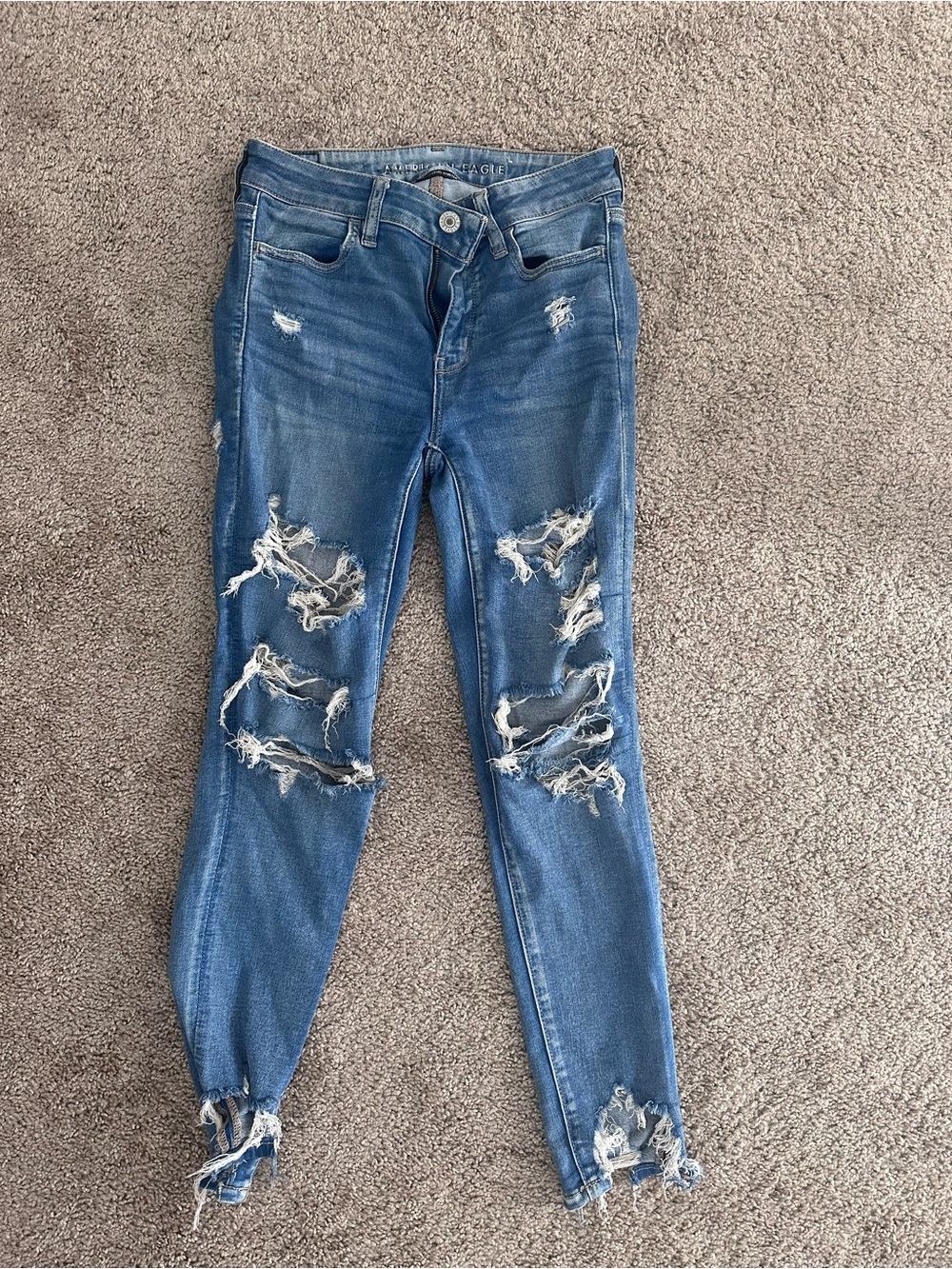 American Eagle Next Level Stretch Hi Rise Ripped Skinny Jeans